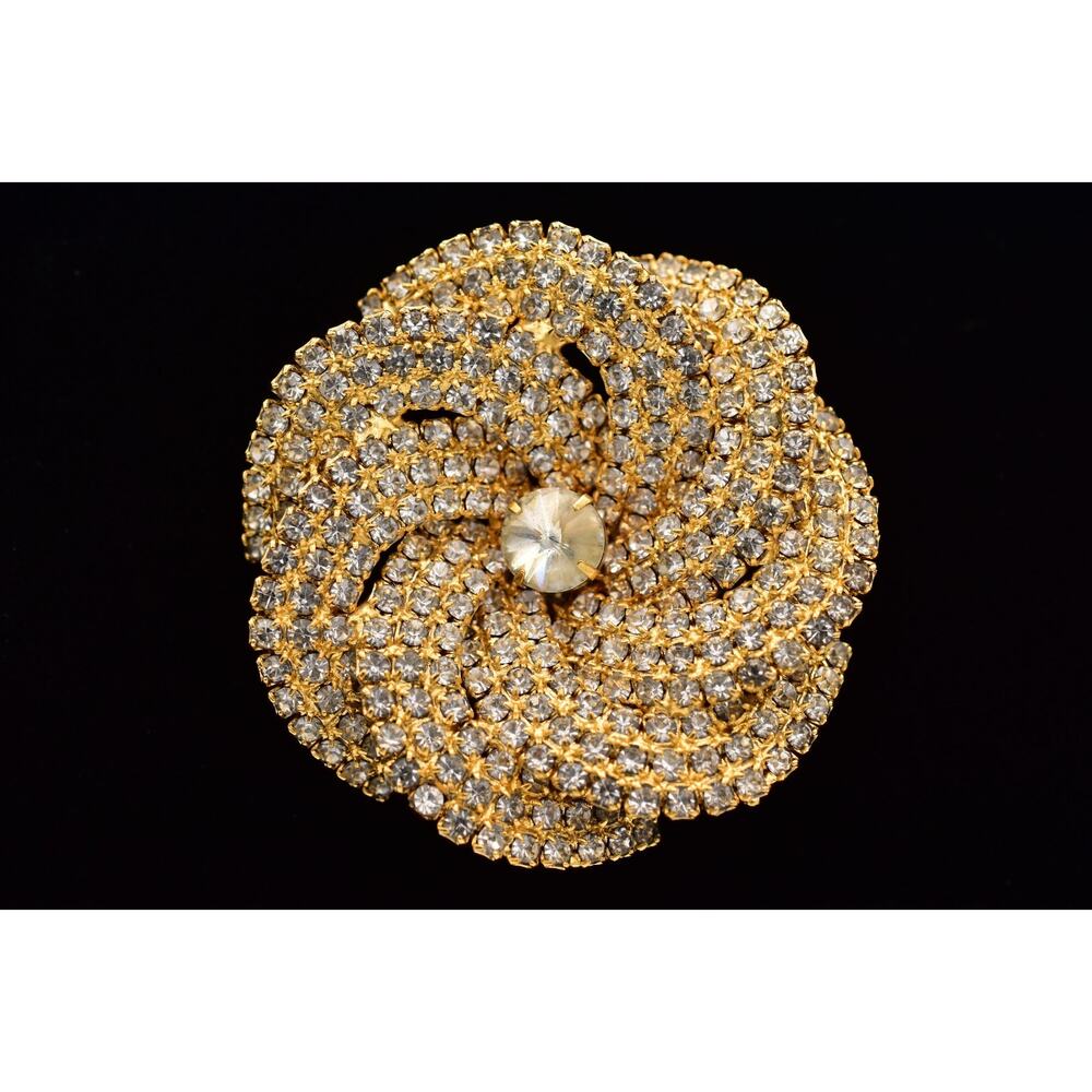 Vintage Crystal Flower Pin Brooch Rhinestone Crystal Gold Prong 1970s BinBP